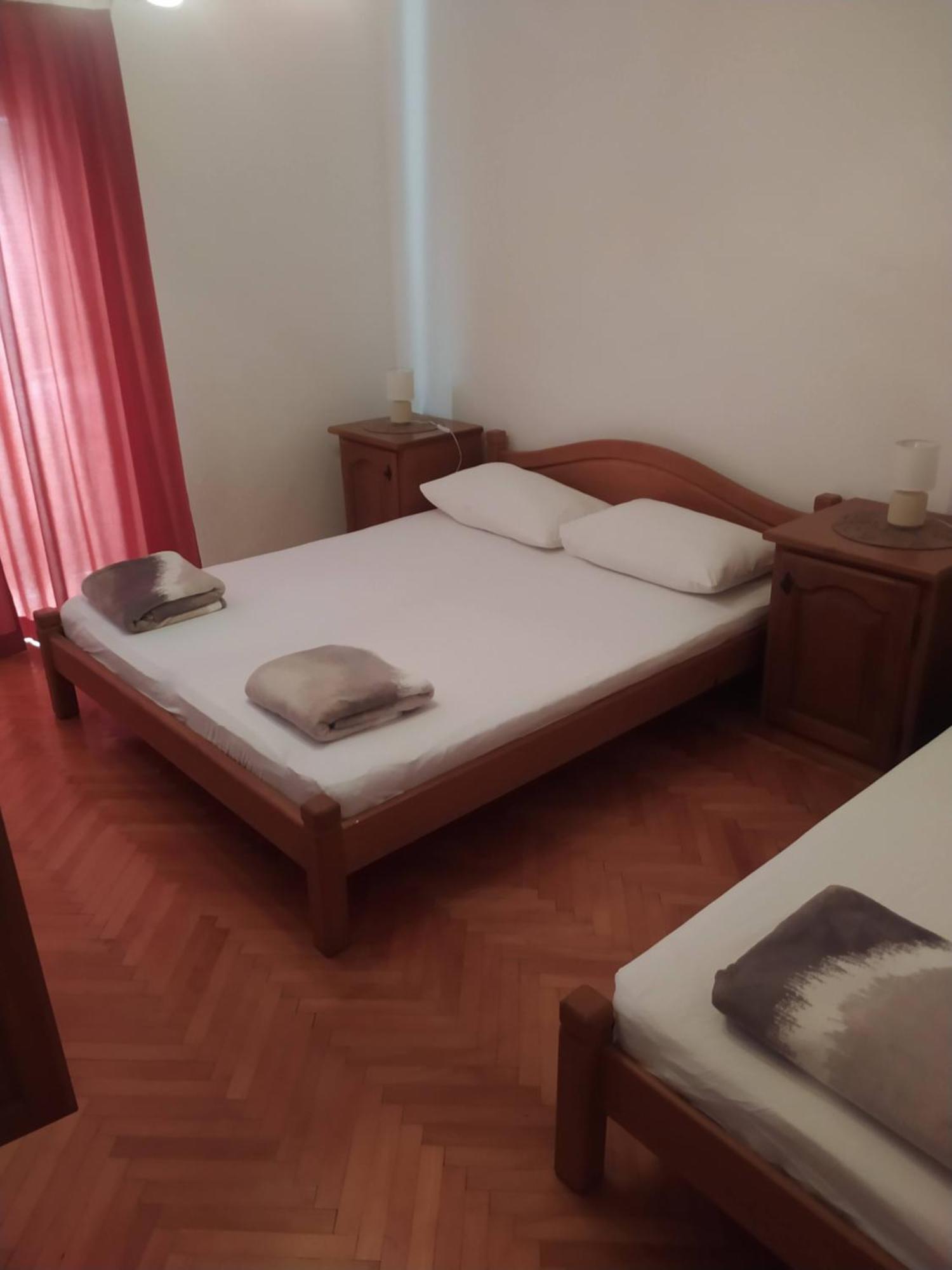 Apartments Ticinovic 오미스 외부 사진