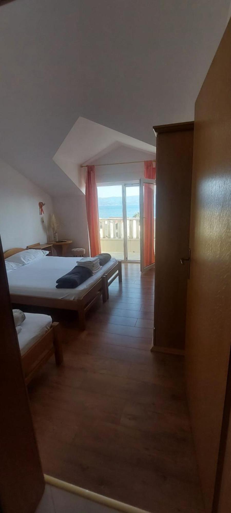 Apartments Ticinovic 오미스 외부 사진